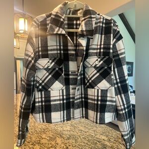 Lane Bryant cropped flannel jacket plaid. Never worn!